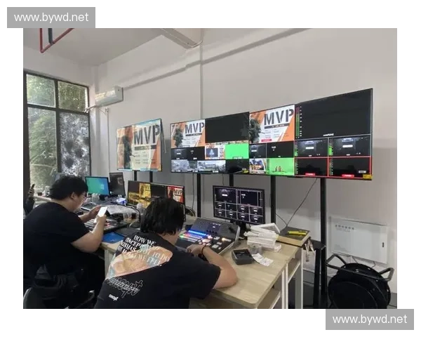 电竞赛事OB指挥:如何通过精准策略与数据分析提升赛事观赏性与竞技性 电竞赛事OB指挥:如何通过精准策略与数据分析提升赛事观赏性与竞技性